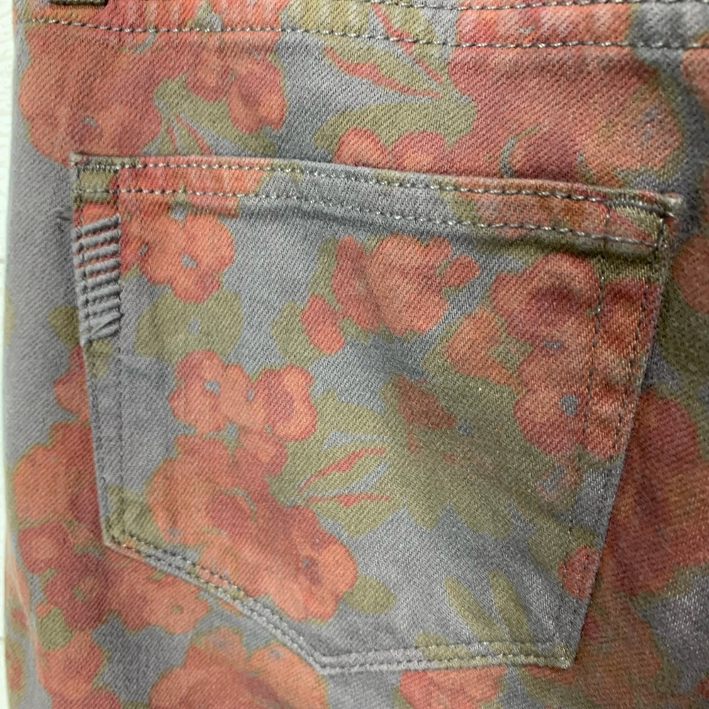 Paige Floral Ankle Jeans Size 27 - Picture 7 of 15